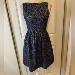 Alice + Olivia Open Back Midi Dress 👗